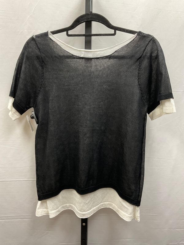 Black & White Top Short Sleeve Clothes Mentor, Size M Fashion