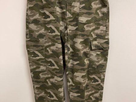 Pants Cargo & Utility By Ana In Camouflage Print, Size: 8 on Sale